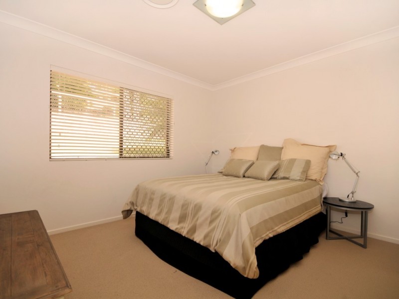 8 Pinecone Court, Bunya QLD 4055