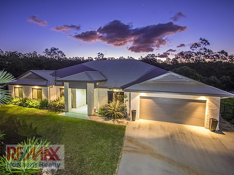 8 Trevor Place, Cashmere QLD 4500