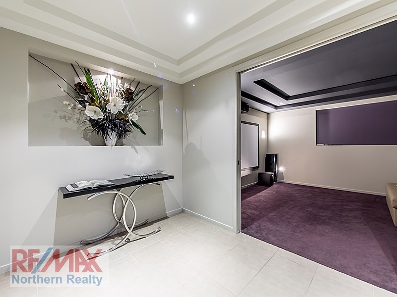 8 Trevor Place, Cashmere QLD 4500