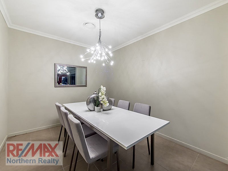 8 Trevor Place, Cashmere QLD 4500