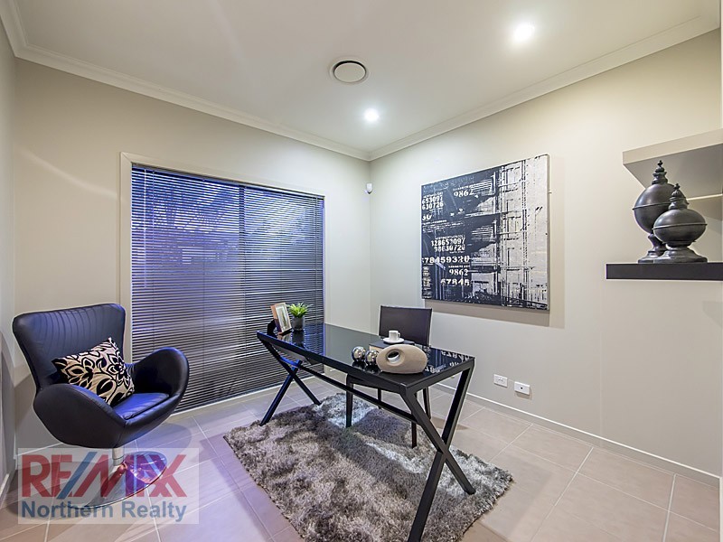 8 Trevor Place, Cashmere QLD 4500