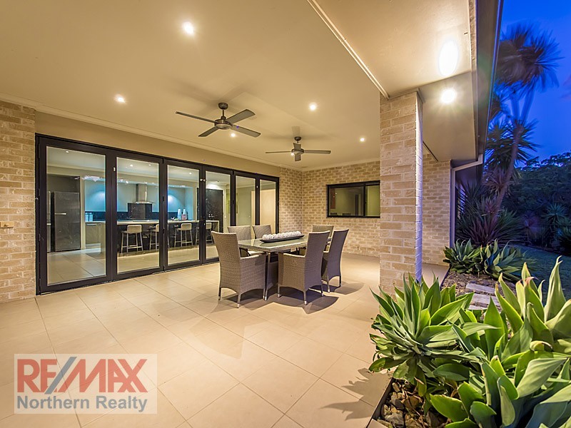 8 Trevor Place, Cashmere QLD 4500