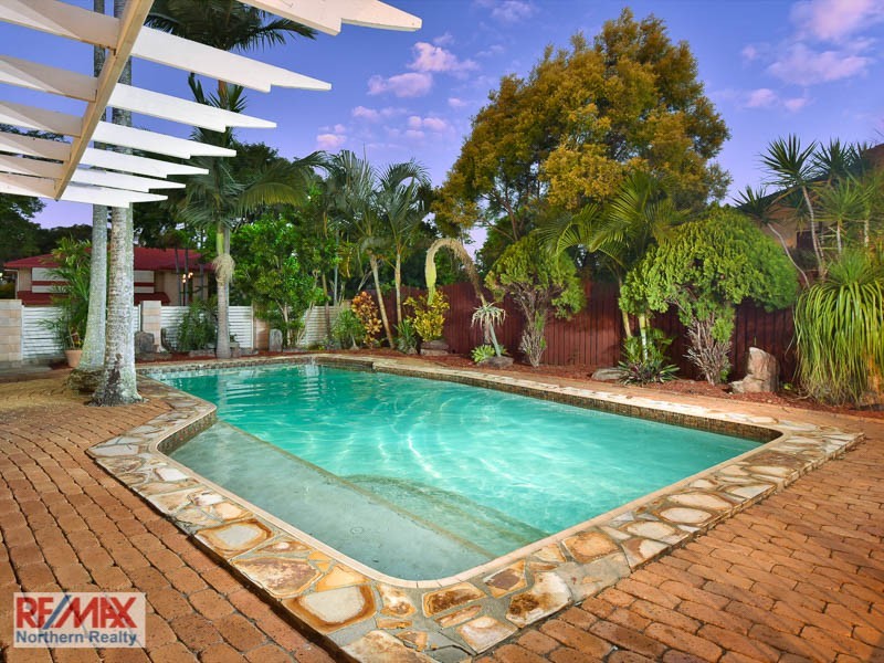 2 Cawarra Street, Carseldine QLD 4034