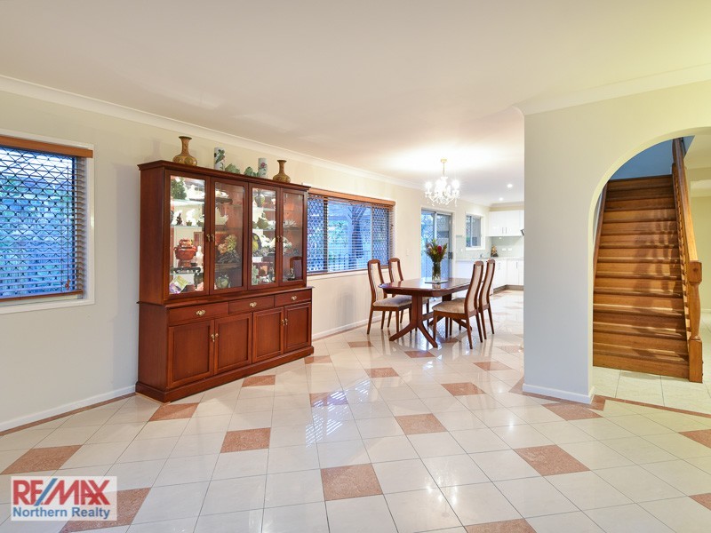 2 Cawarra Street, Carseldine QLD 4034