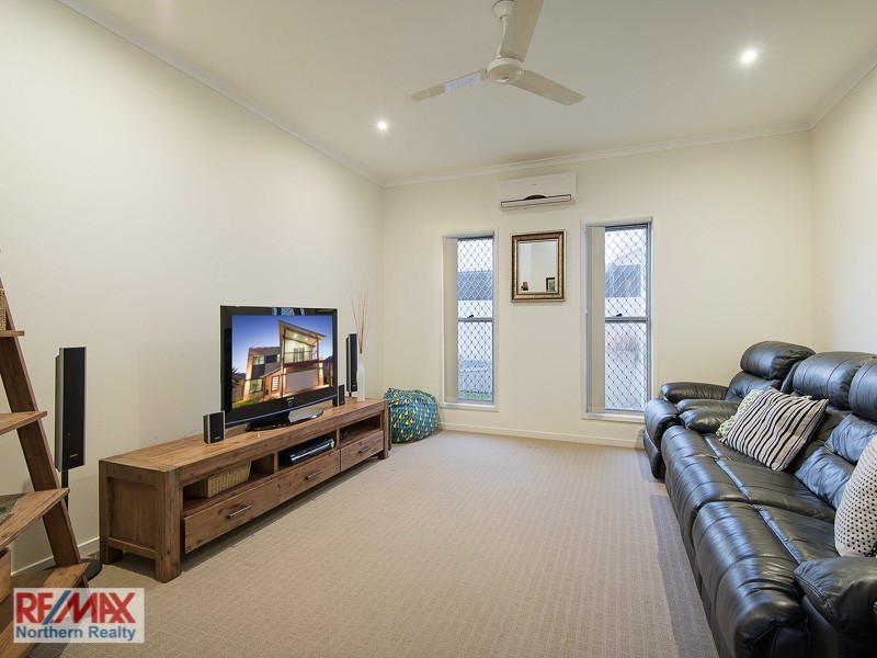 58 Swan Parade, Warner QLD 4500