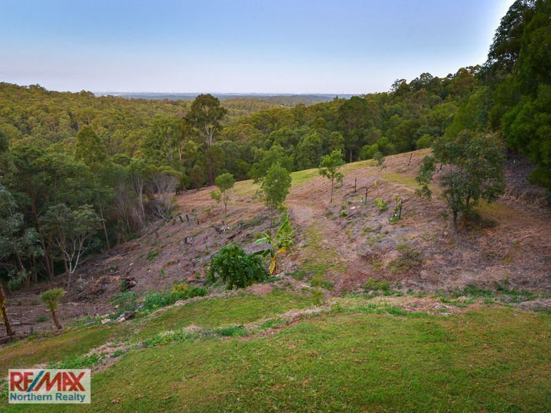 531 Clear Mountain Road, Clear Mountain QLD 4500