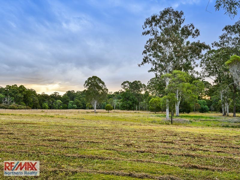 9 Regent Street, Joyner QLD 4500