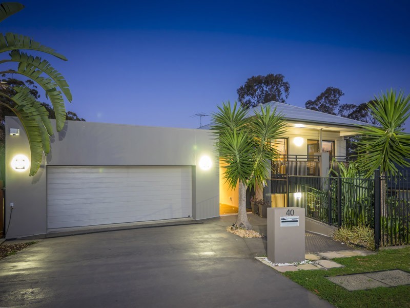 40 Wivenhoe Ave, Albany Creek QLD 4035