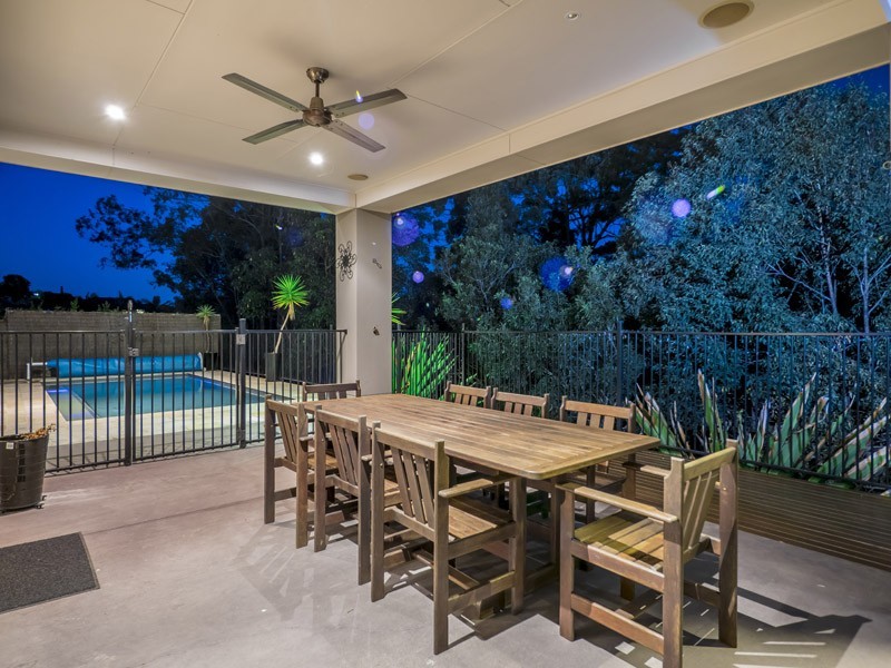 40 Wivenhoe Ave, Albany Creek QLD 4035