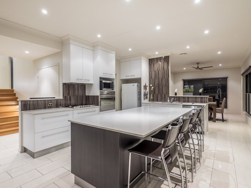 40 Wivenhoe Ave, Albany Creek QLD 4035