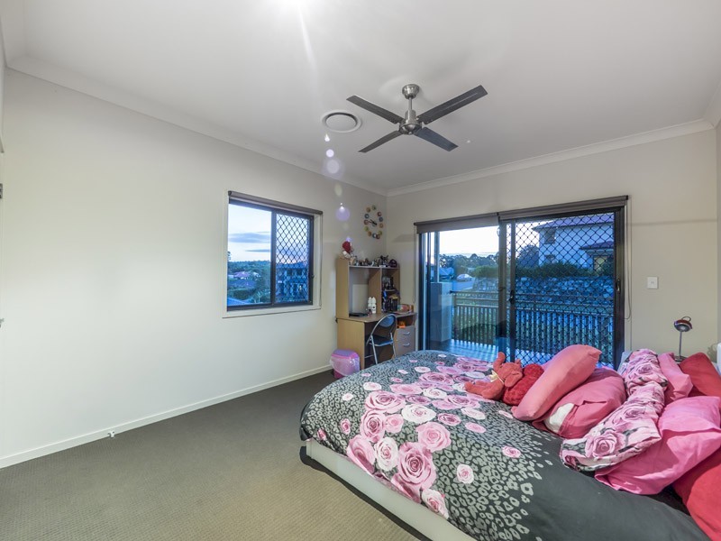 40 Wivenhoe Ave, Albany Creek QLD 4035