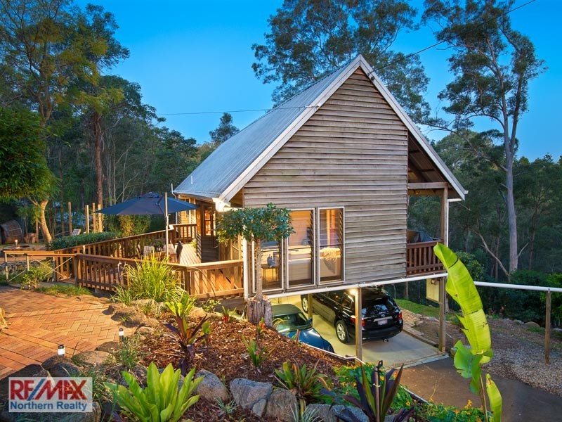 27 Buranda Road, Clear Mountain QLD 4500