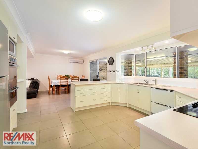 2 Lindale Court, Cashmere QLD 4500