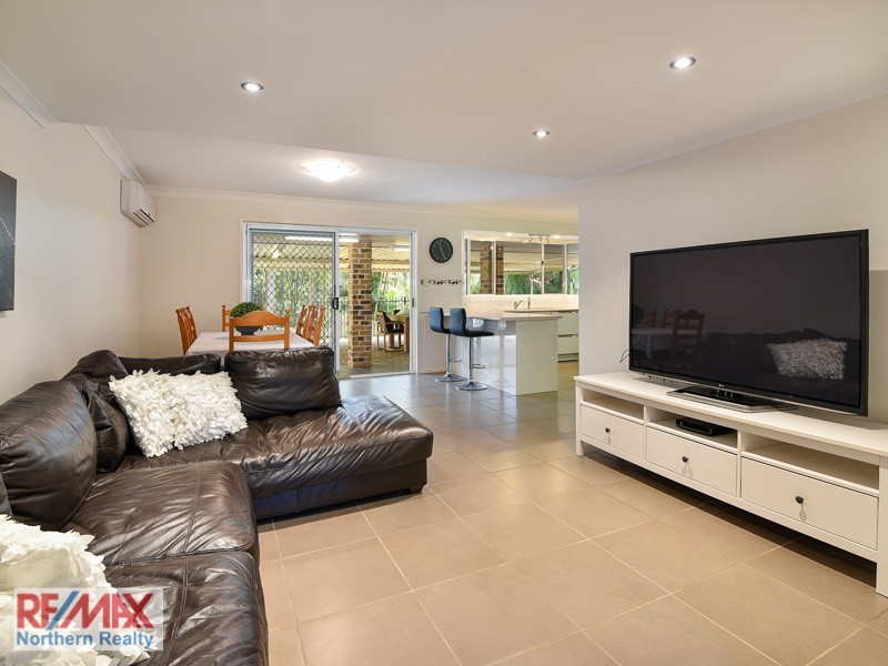 2 Lindale Court, Cashmere QLD 4500