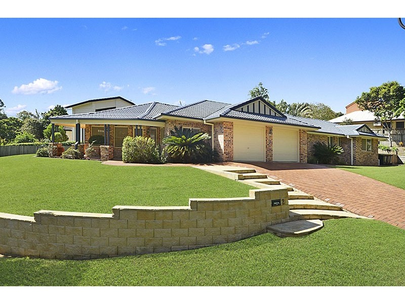2 Highland Place, Bridgeman Downs QLD 4035