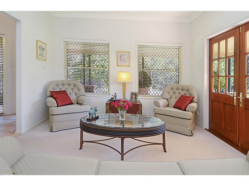 2 Highland Place, Bridgeman Downs QLD 4035