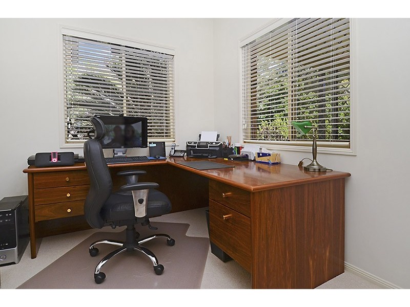 2 Highland Place, Bridgeman Downs QLD 4035