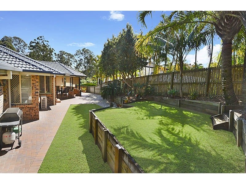 2 Highland Place, Bridgeman Downs QLD 4035