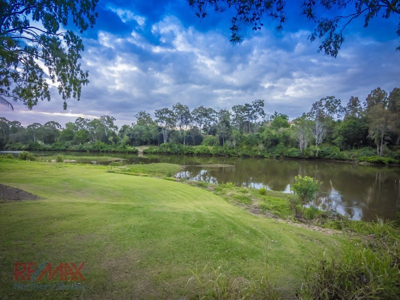 112 Bray Road, Lawnton QLD 4501