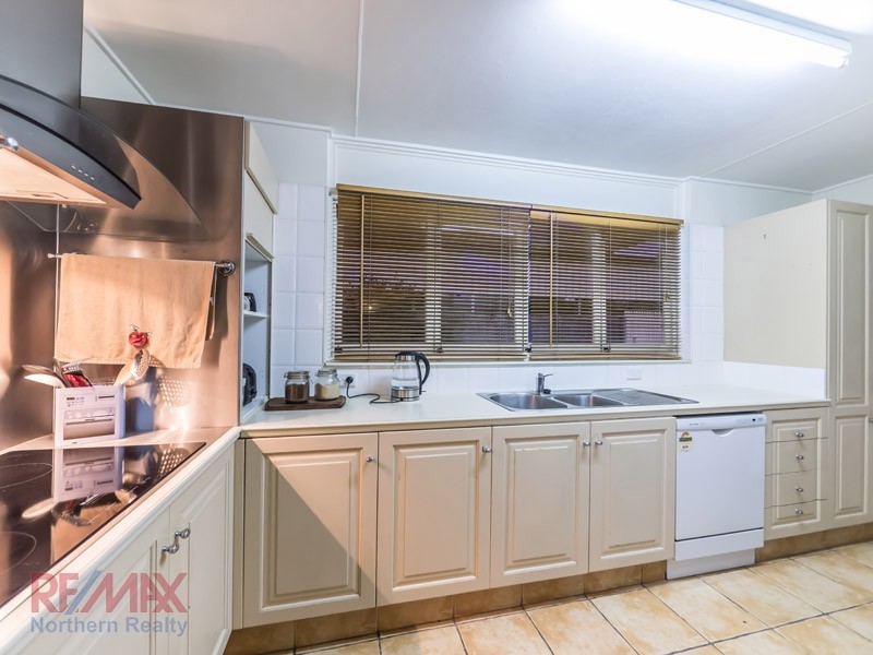 112 Bray Road, Lawnton QLD 4501