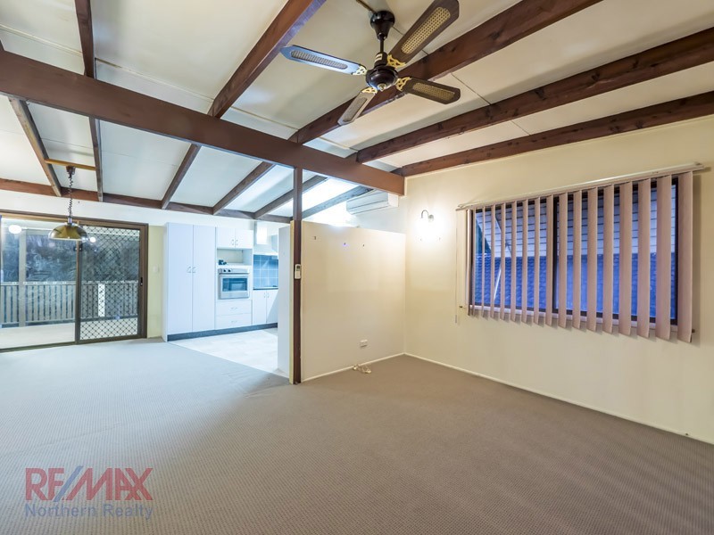 27 Woodbury Ave, Bray Park QLD 4500