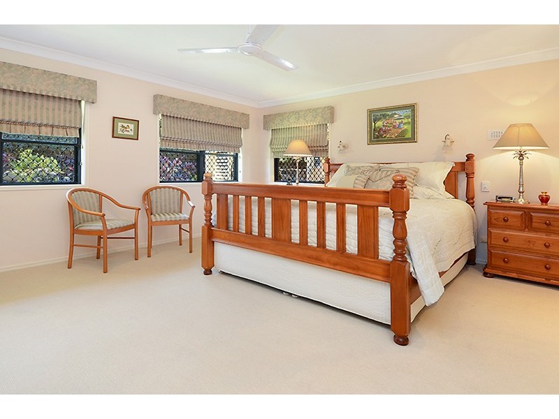 28 Alba Place, Bridgeman Downs QLD 4035