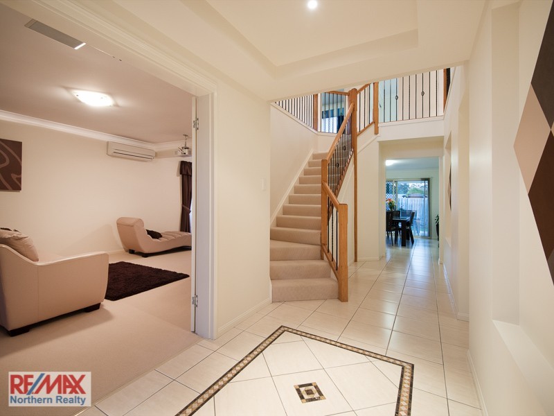 81 Hayward Ave, Cashmere QLD 4500