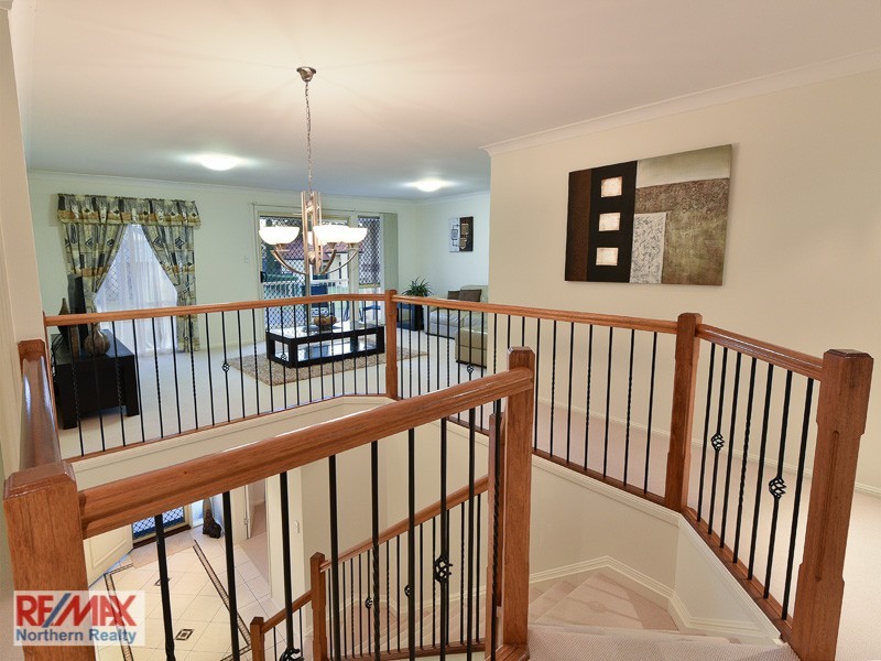 81 Hayward Ave, Cashmere QLD 4500