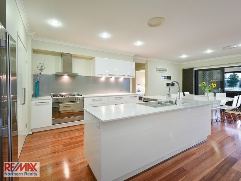 17 Amanda June Close, Joyner QLD 4500