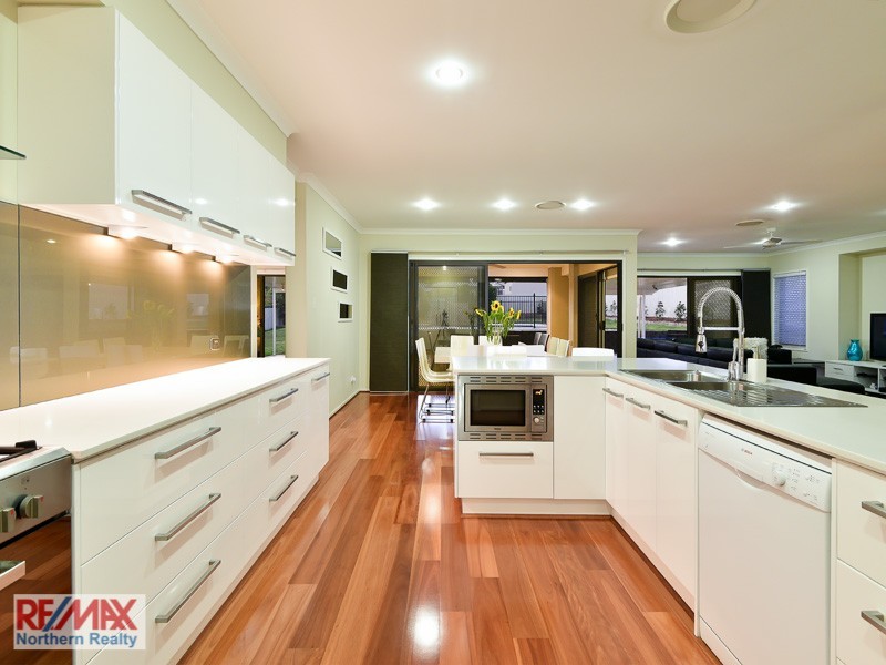 17 Amanda June Close, Joyner QLD 4500