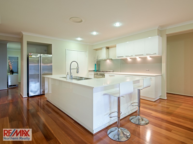 17 Amanda June Close, Joyner QLD 4500