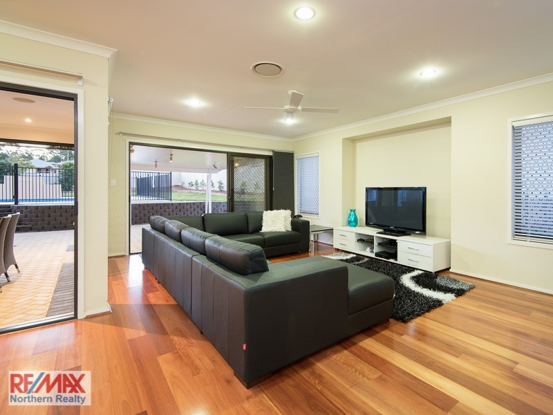 17 Amanda June Close, Joyner QLD 4500