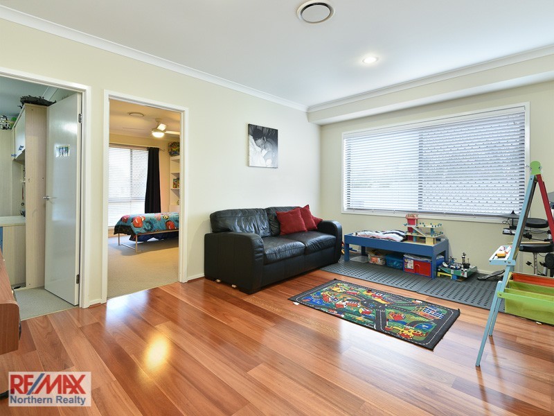 17 Amanda June Close, Joyner QLD 4500