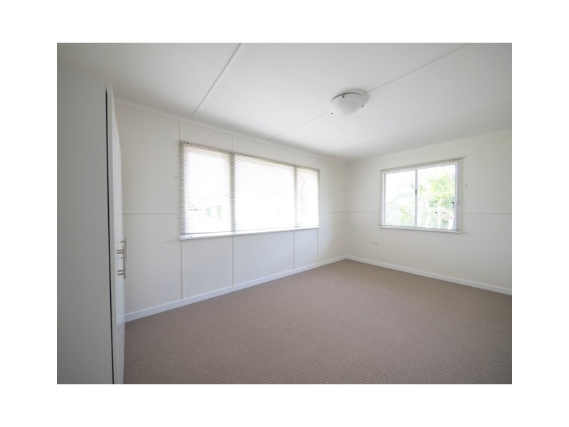 39 Narellan Street, Arana Hills QLD 4054