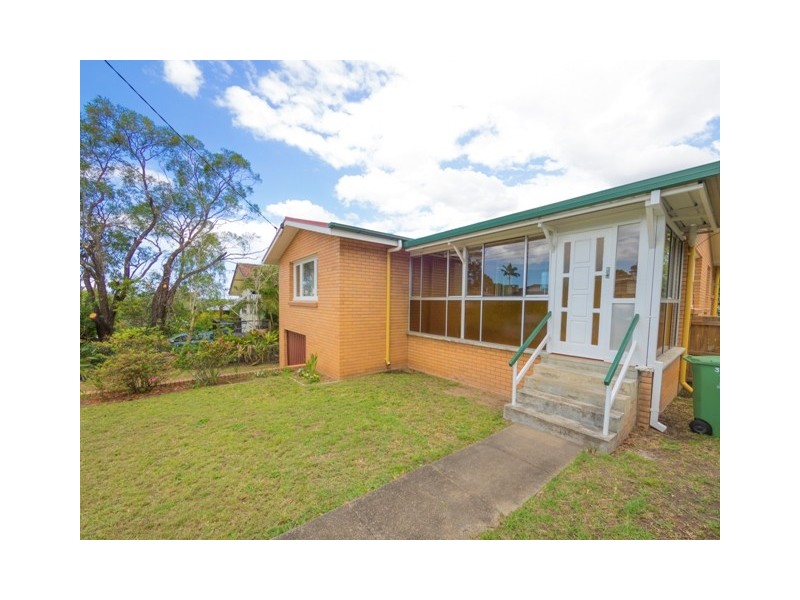 39 Narellan Street, Arana Hills QLD 4054