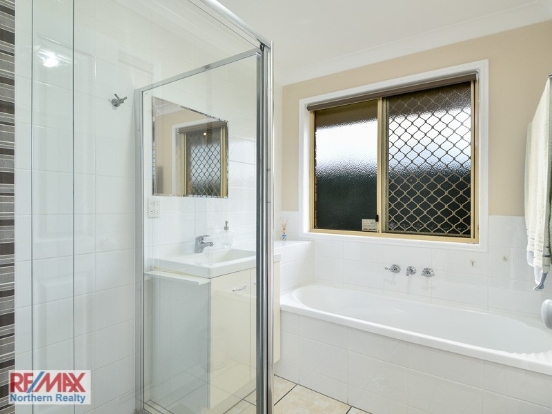 20 Paramount Drive, Warner QLD 4500