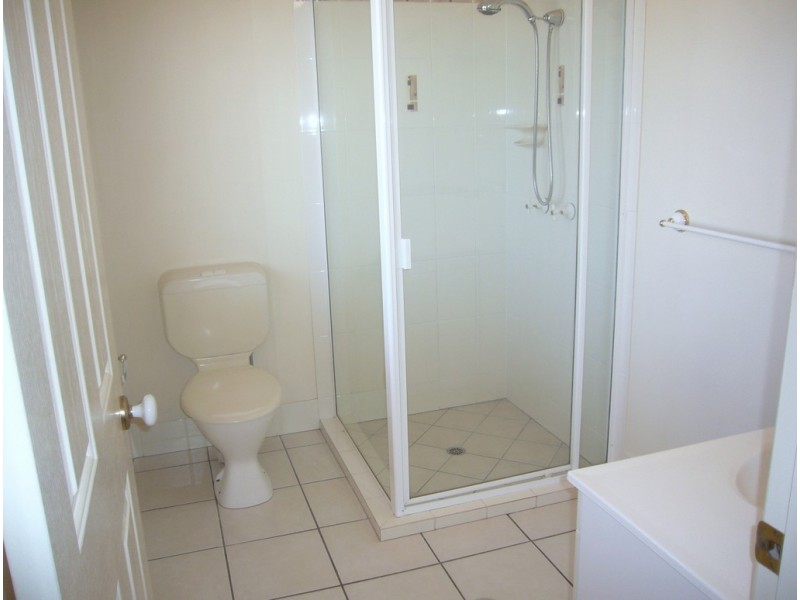 9/11 Ahern Street, Kallangur QLD 4503