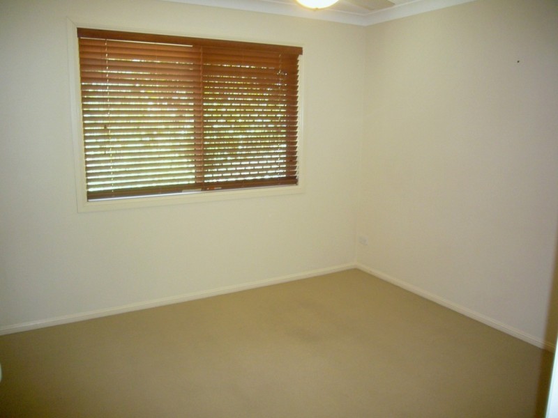 9/11 Ahern Street, Kallangur QLD 4503