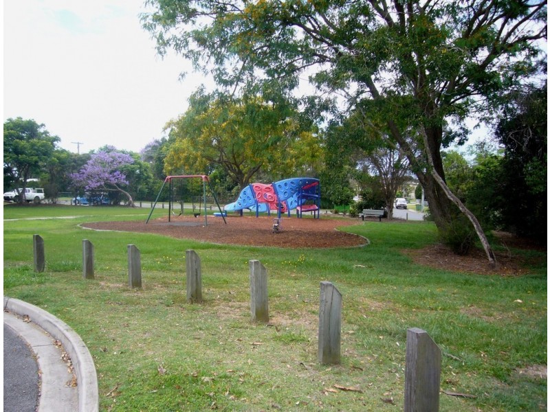 9/11 Ahern Street, Kallangur QLD 4503