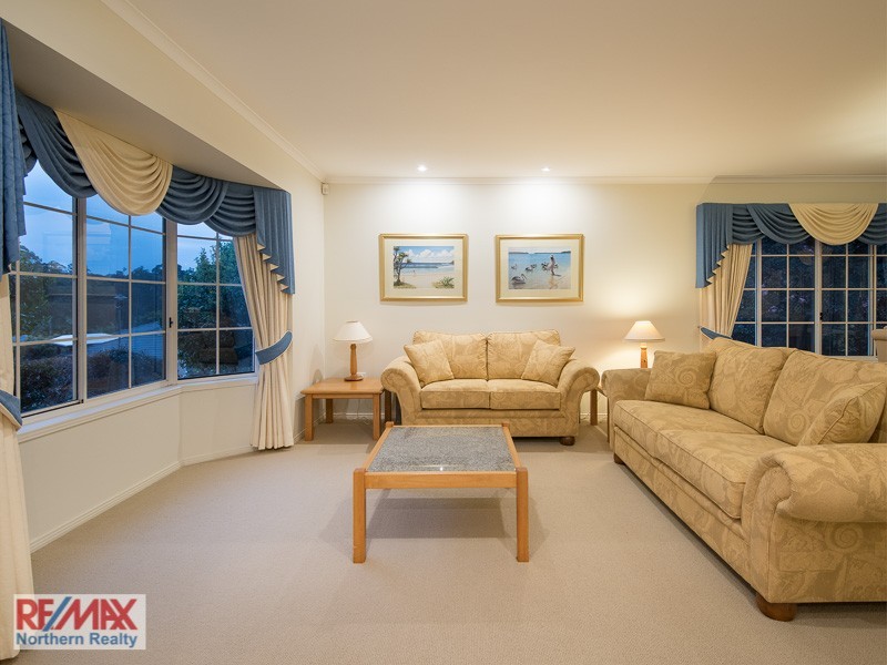 48 Hayward Ave, Cashmere QLD 4500