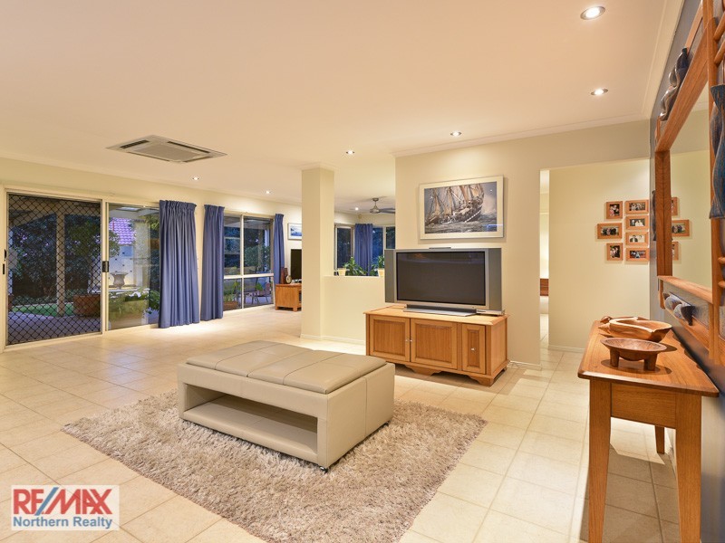 48 Hayward Ave, Cashmere QLD 4500