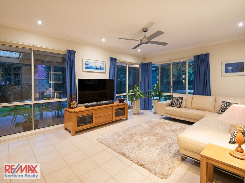 48 Hayward Ave, Cashmere QLD 4500