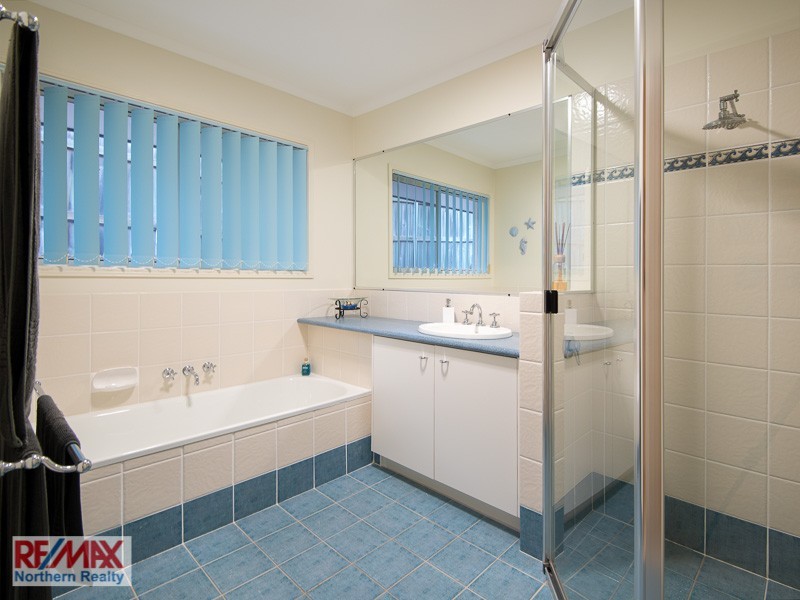 48 Hayward Ave, Cashmere QLD 4500