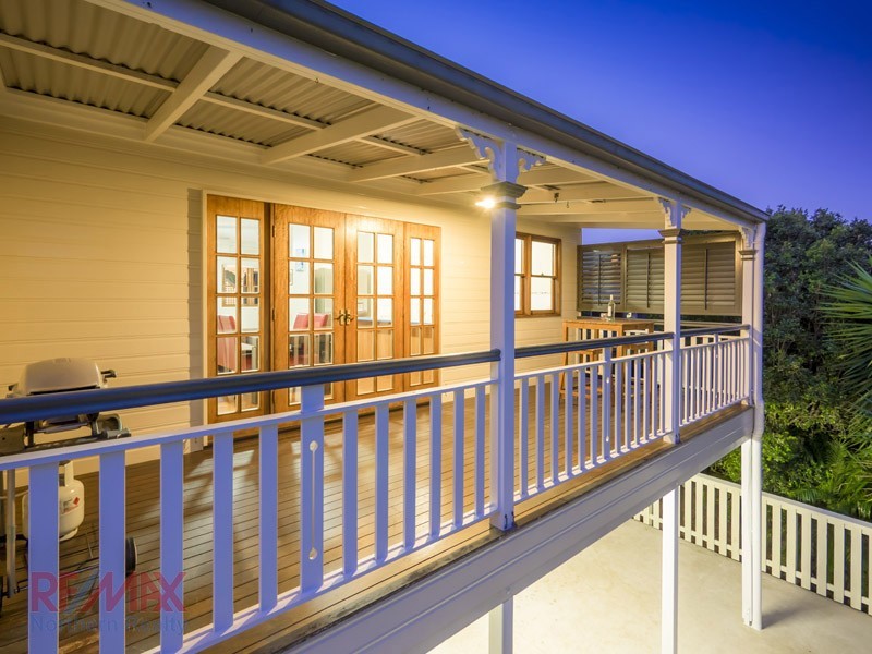 5 Mascotte Ct, Eatons Hill QLD 4037