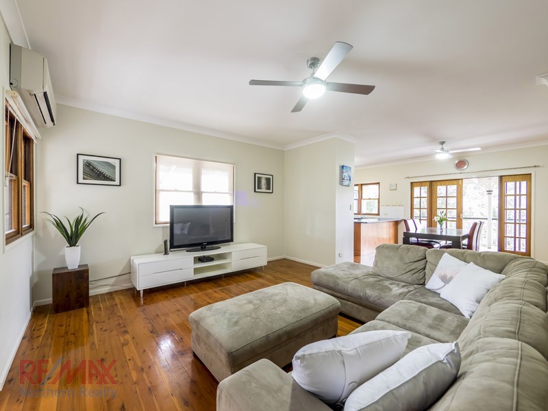5 Mascotte Ct, Eatons Hill QLD 4037