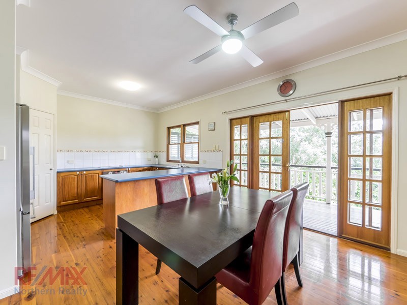 5 Mascotte Ct, Eatons Hill QLD 4037