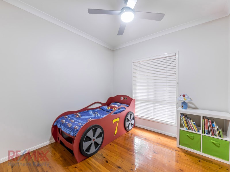 5 Mascotte Ct, Eatons Hill QLD 4037