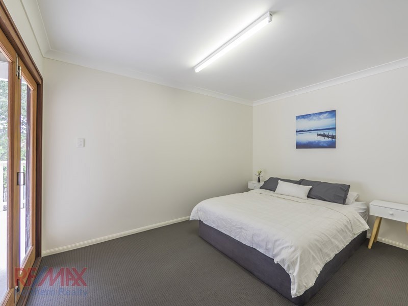 5 Mascotte Ct, Eatons Hill QLD 4037