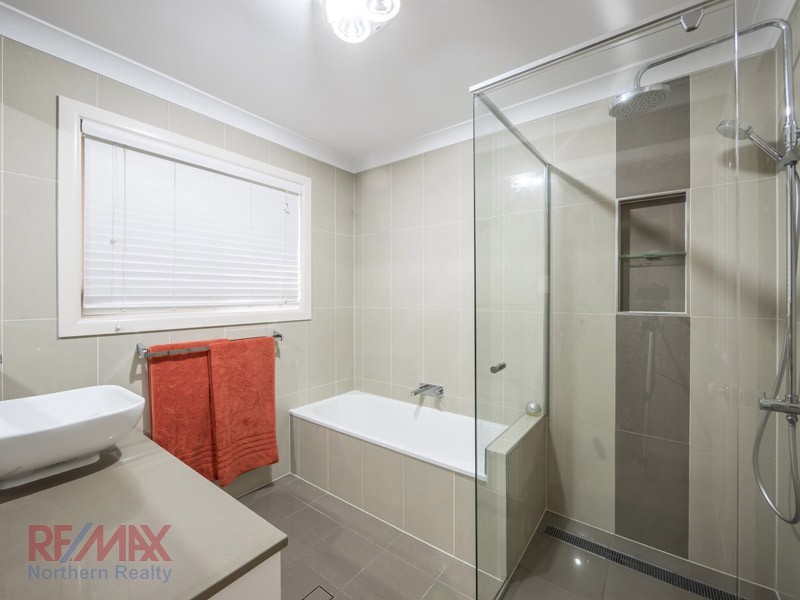 5 Holly Court, Albany Creek QLD 4035