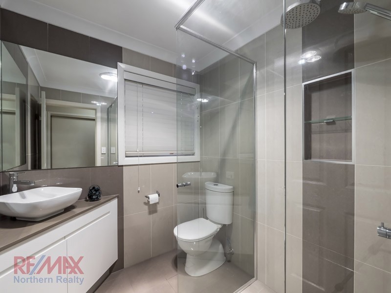 5 Holly Court, Albany Creek QLD 4035